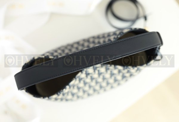 디올 Diorstar 스몰 버킷백 블루 오블리크 자카드