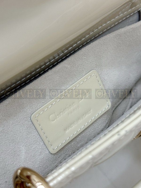 디올 레이디 디 조이 페이던트 스몰 백