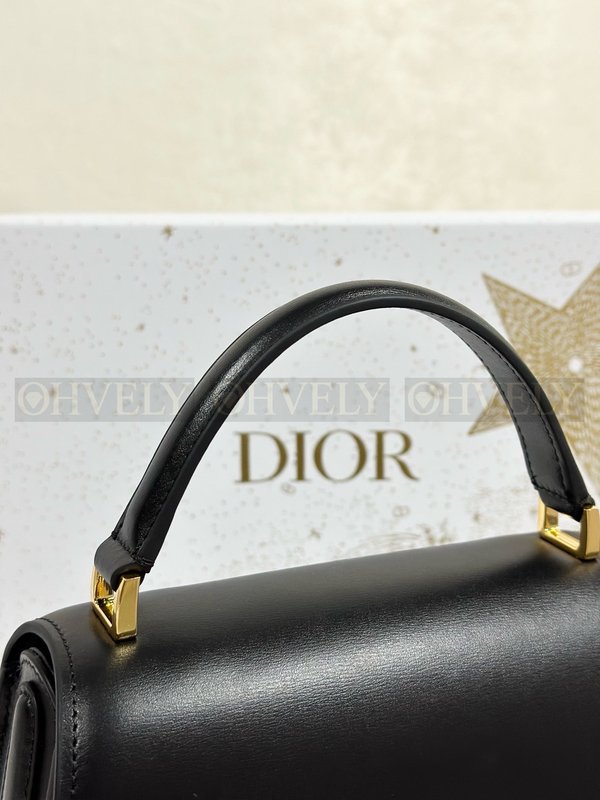 디올 30 몽테인 에비뉴 스몰 탑 핸들백