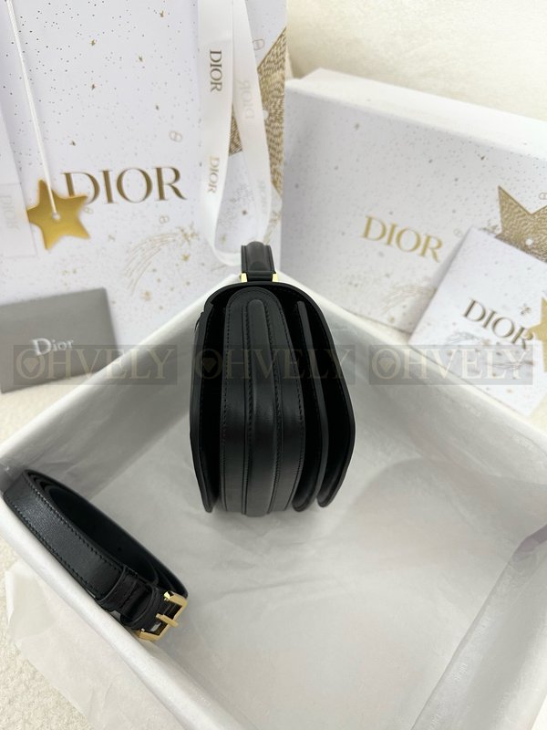 디올 30 몽테인 에비뉴 스몰 탑 핸들백