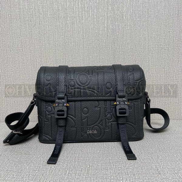 디올 힛 더 로드 플랩 스트랩백