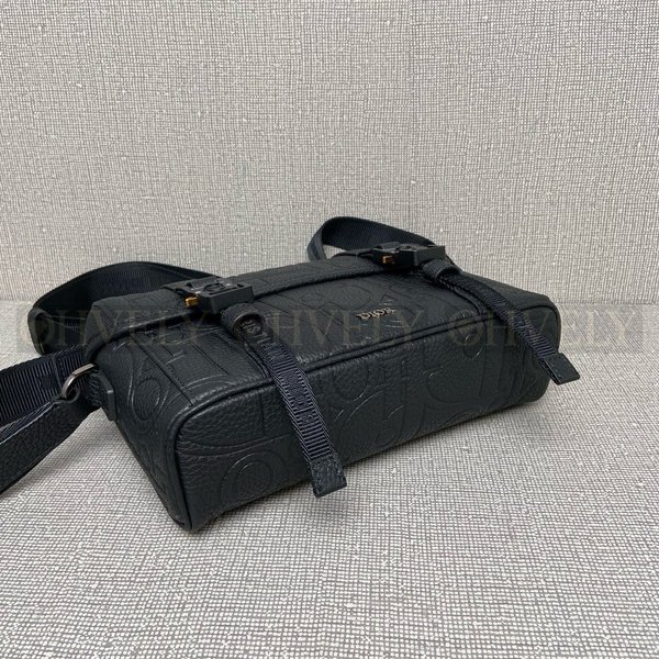 디올 힛 더 로드 플랩 스트랩백