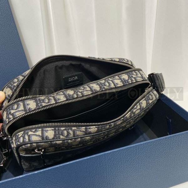 디올 사파리 맥시 스트랩백