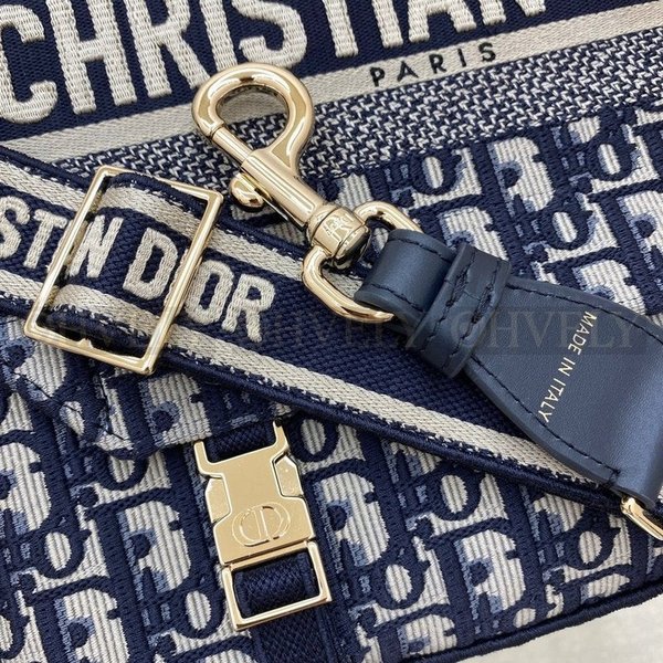 디올 오블리크 미디움 캠프백