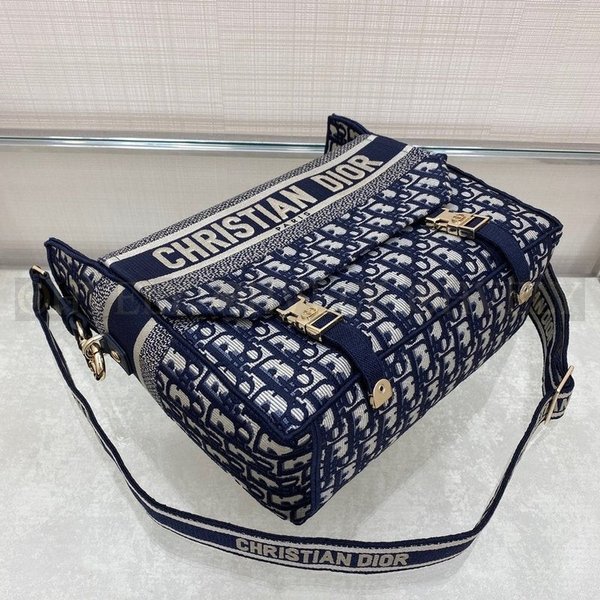 디올 오블리크 미디움 캠프백