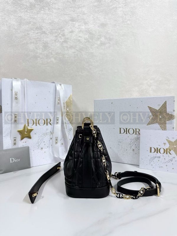 디올 졸리 스몰 버킷백