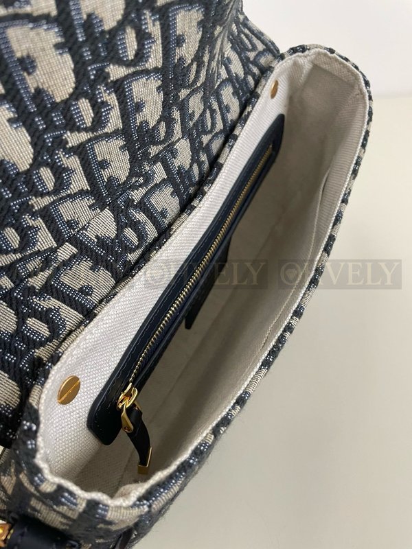 디올 오블리크 스몰 CD 베사체 백