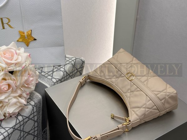 디올 Miss Caro Cigale 미니 백