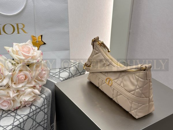 디올 Miss Caro Cigale 미니 백