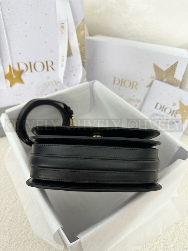 디올 30 몽테인 에비뉴 미디엄 탑 핸들백