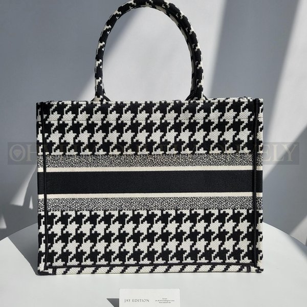 디올 하운즈투스 자수 북 토트백 미디움