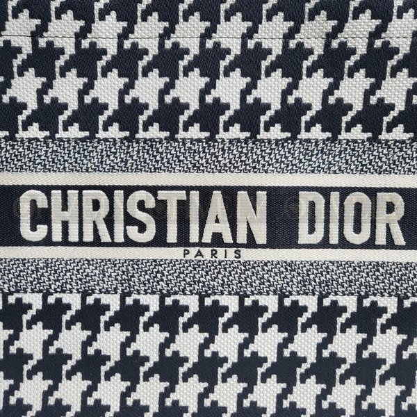 디올 하운즈투스 자수 북 토트백 미디움