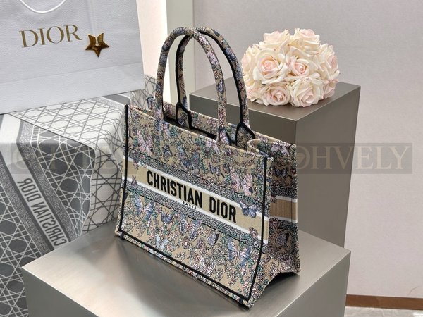디올 트왈 드 주이 빠비용 북 토트백 미디움