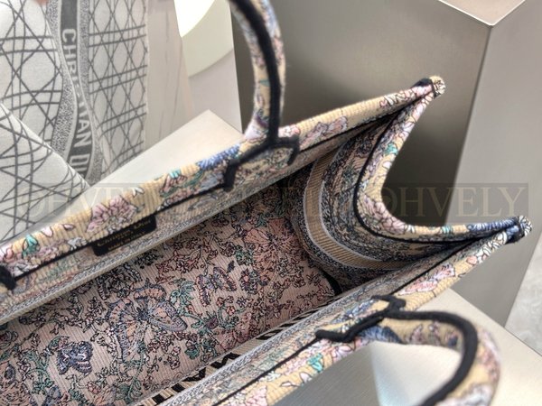 디올 트왈 드 주이 빠비용 북 토트백 미디움