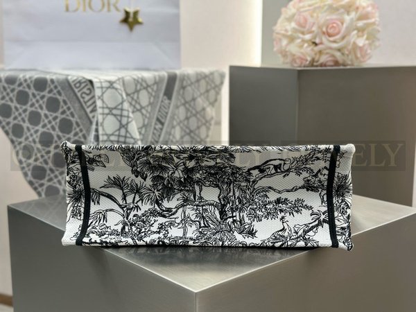 디올 트왈 드 주이 보야쥐 자수 북 토트백 미디움