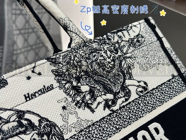 디올 조디악 자수 북 토트백 미디움