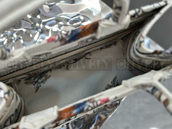 디올 쟈뎅 디베르 자수 북 토트백 스몰