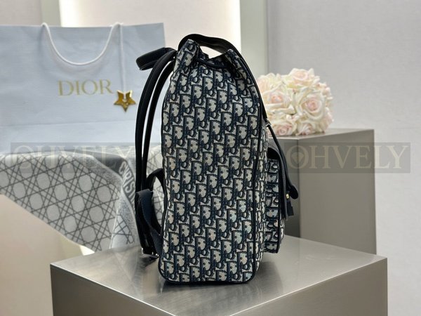 디올 오블리크 새들 플랩 백팩