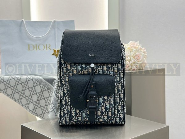 디올 오블리크 새들 플랩 백팩