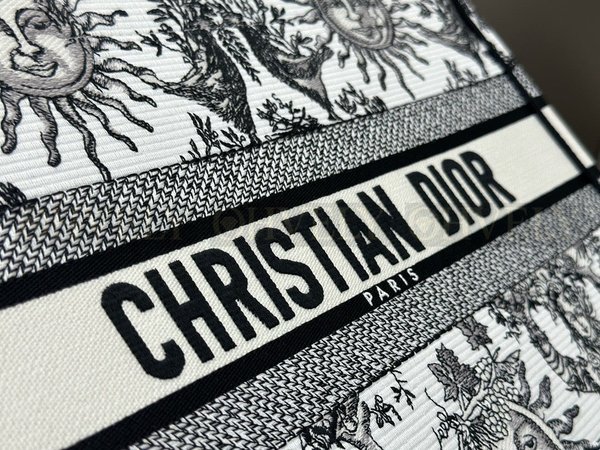 디올 쏠레이 자수 네이비 북 토트백 미디움