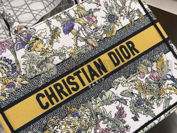 디올 샹동 옐로우 자수 북 토트백 미디움