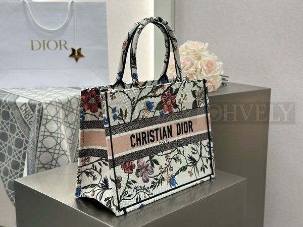 디올 빈티지 플라워 화이트 자수 북 토트백 미디움