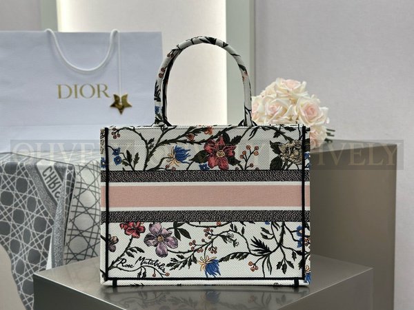 디올 빈티지 플라워 화이트 자수 북 토트백 미디움