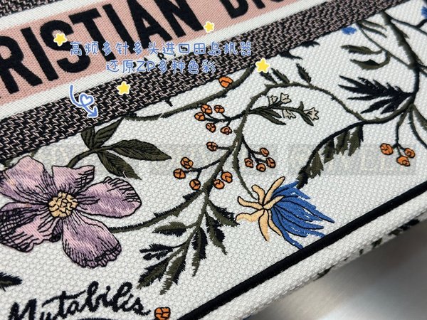 디올 빈티지 플라워 화이트 자수 북 토트백 미디움