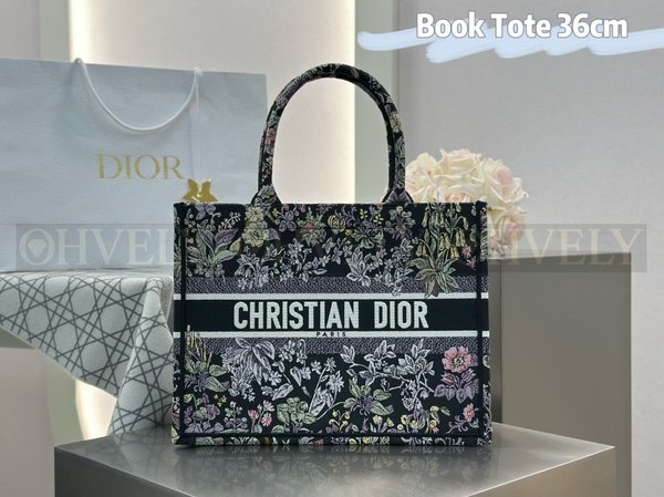 디올 밀레피오리 유니콘 자수 북 토트백 미디움