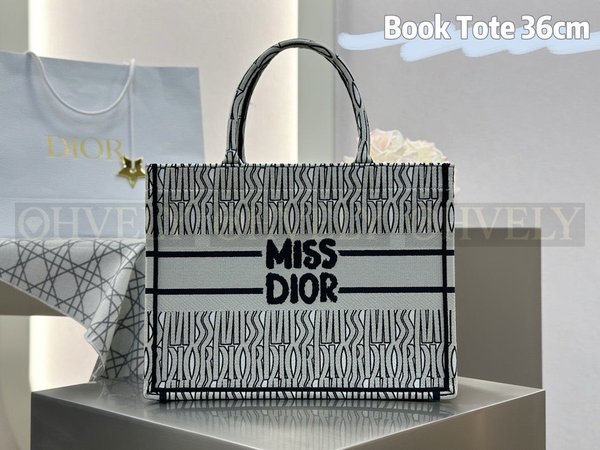 디올 미스 디올 울오버 북 토트백 미디움