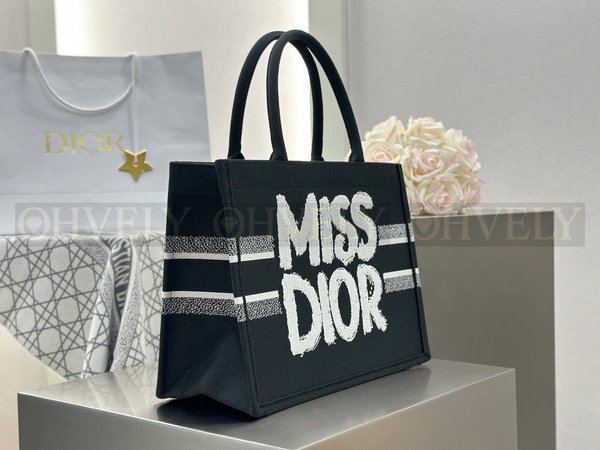 디올 미스 디올 북 토트백 미디움