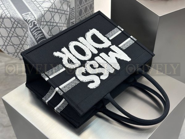 디올 미스 디올 북 토트백 미디움