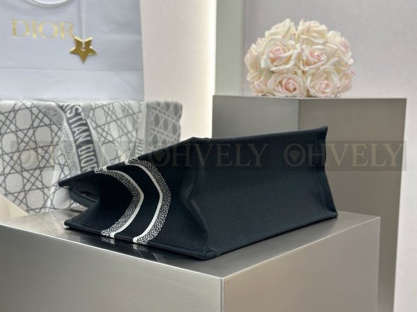 디올 미스 디올 북 토트백 미디움