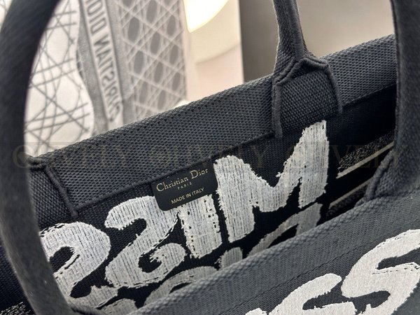 디올 미스 디올 북 토트백 미디움