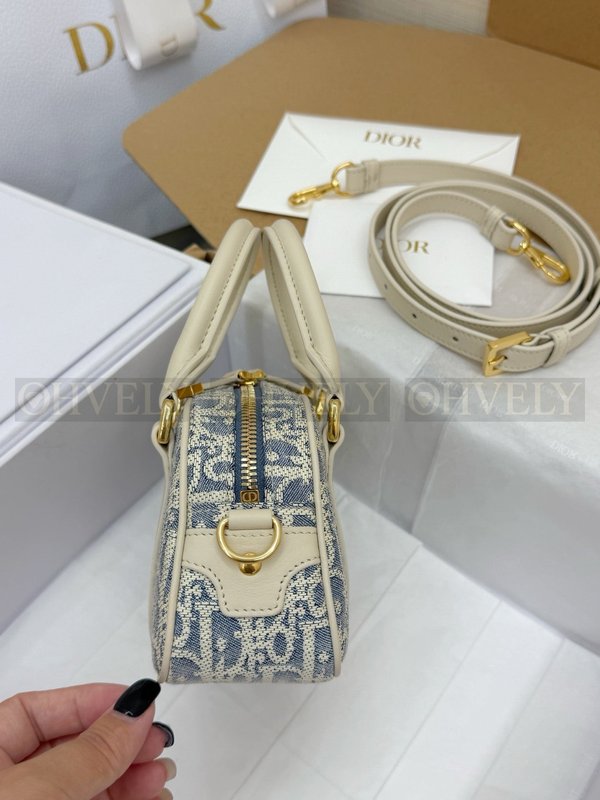 디올 라피아 데님  디 바이브 이스트웨스트 나노 백