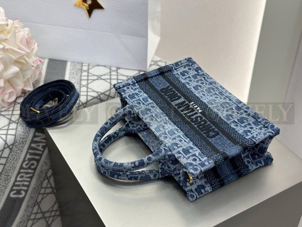 디올 데님 자카드 북 토트백 미니
