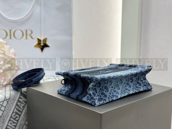 디올 데님 자카드 북 토트백 미니