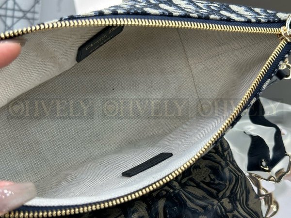 디올 트래블 노마드 미디엄 파우치