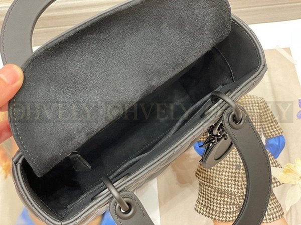 디올 울트라 매트 레이디백 스몰