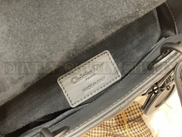 디올 울트라 매트 레이디백 스몰