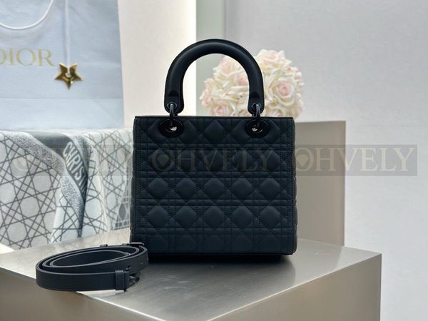 디올 울트라 매트 레이디백 미디움