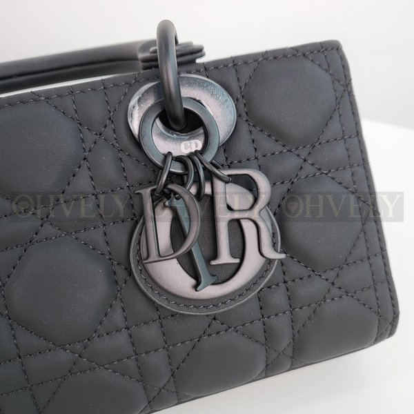 디올 울트라 매트 디조이백 스몰