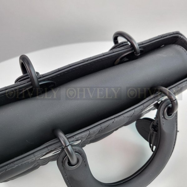 디올 울트라 매트 디조이백 스몰