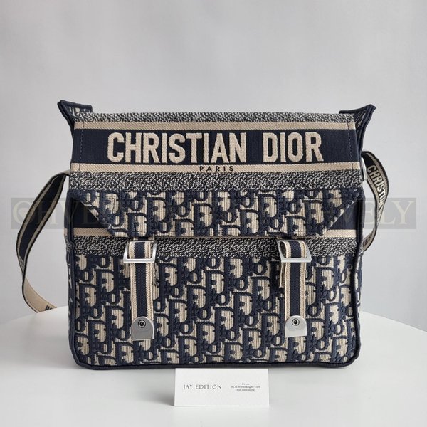 디올 오블리크 캠프백 미디움