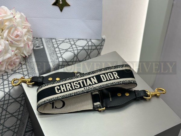 디올 오블리크 자수 스트랩
