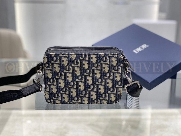 디올 오블리크 숄더 크로스백