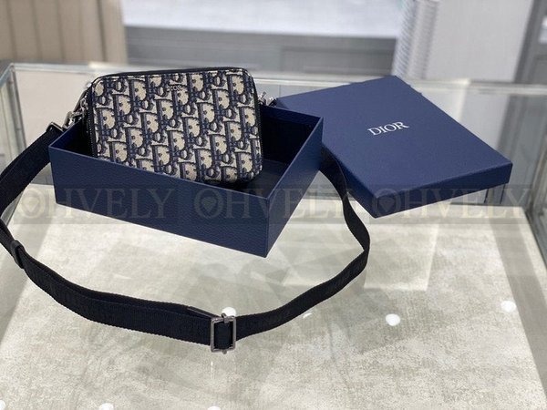 디올 오블리크 숄더 크로스백