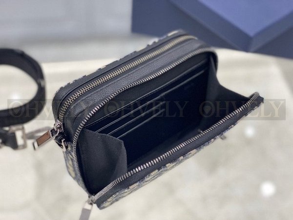 디올 오블리크 숄더 크로스백