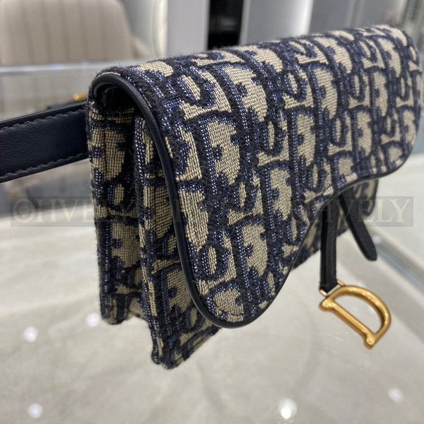 디올 오블리크 새들 벨트백