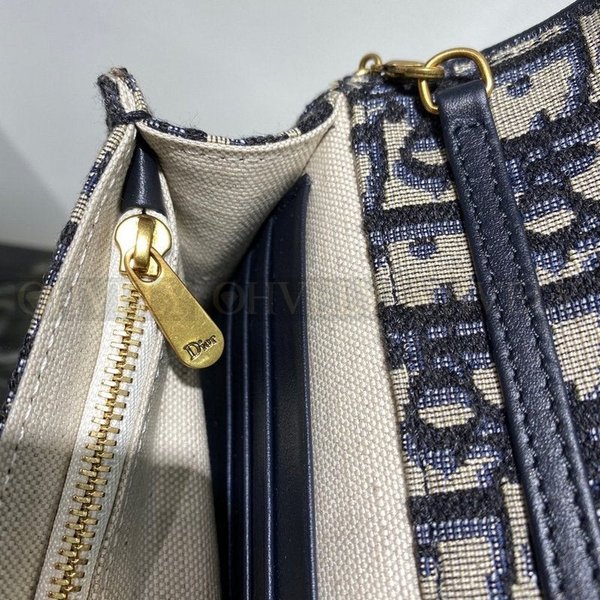 디올 오블리크 새들 woc